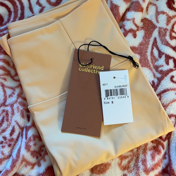 NWOT girlfriend collective bike shorts sunburst small - Picture 10 of 10